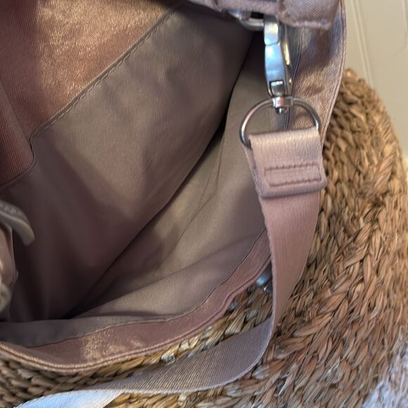 Baggalini Elegant Pinkish Shoulder Bag - Good Condition. - Picture 8 of 12